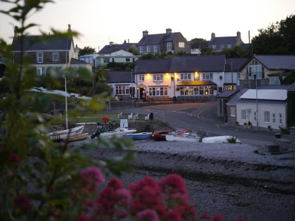 “Ty Hir Caravan” Moelfre Exterior photo